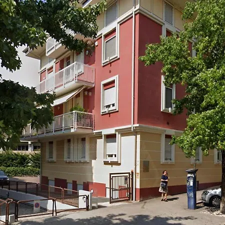 Cityu - Milano 25 Appartamento Trento Centro Con Parcheggio Privato Gratuito Exterior photo